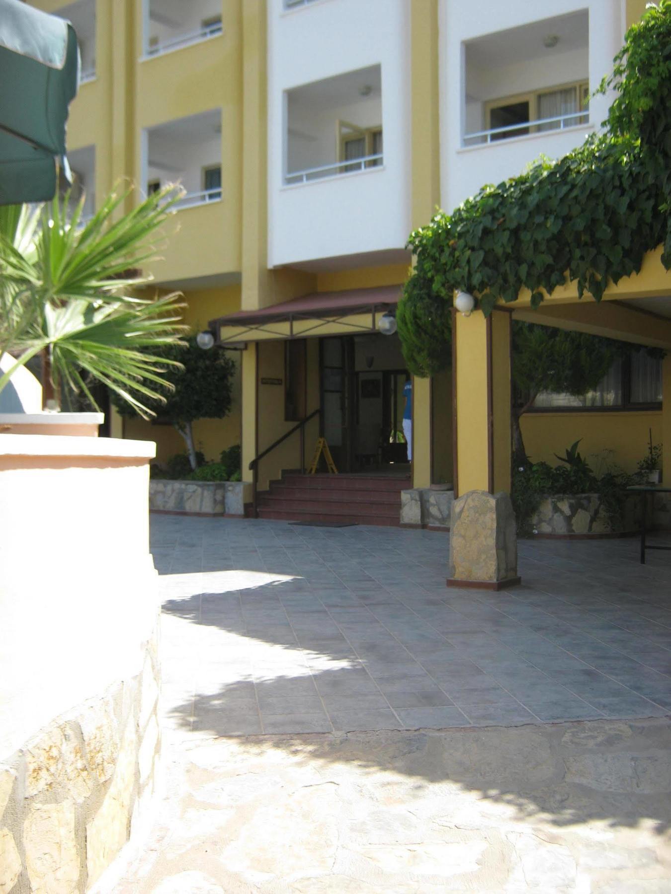 كوشاداسيه Oya Apartments المظهر الخارجي الصورة